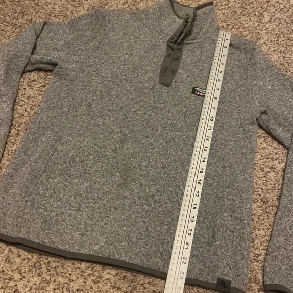 L.L. Bean slightly fitted pullover sweater men’s small - Picture 4 of 9